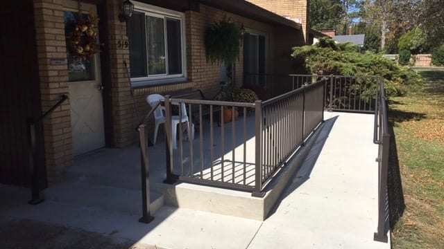 Aluminum Handrail Direct handrail along ramp leading to front doorway 2